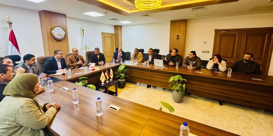 وزيرة الإسكان تعقد اجتماعًا موسعًا مع غرفة التطوير العقاري لبحث تعزيز التعاون المشترك