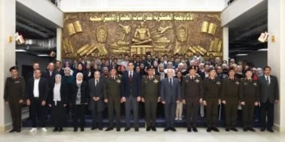 وزير خارجية الصين: القاهرة وبكين ترفضان الهجمات على المدنيين والمنشآت المدنية