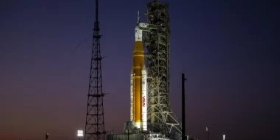 آخر أخبار مهمة أرتميس 2.. غدا إطلاق ناسا التاريخى للقمر