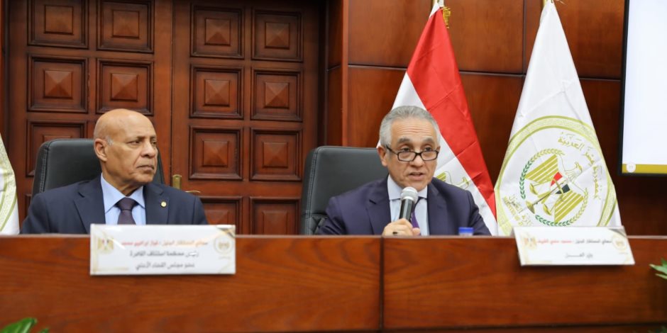 وزير العدل يلتقي قضاة الاستئناف والمحاكم الابتدائية.. ويطرح مبادرات لتطوير منظومة العدالة ورفع معدلات الإنجاز