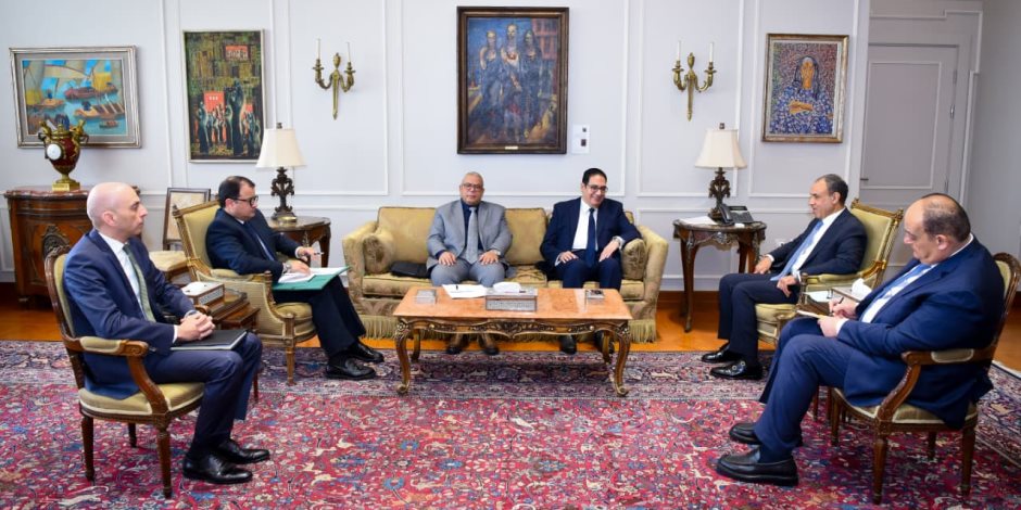 وزير الخارجية يستقبل رئيس جامعة القاهرة لبحث التعاون مع المؤسسات الأكاديمية ومتابعة التحضيرات الجارية لاحتفالية يوم أفريقيا