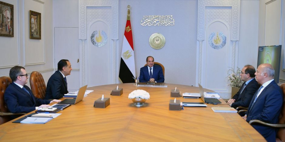 الرئيس السيسى: ضرورة تحسين الوضع الاقتصادى وضمان انعكاسه على جودة حياة المواطن