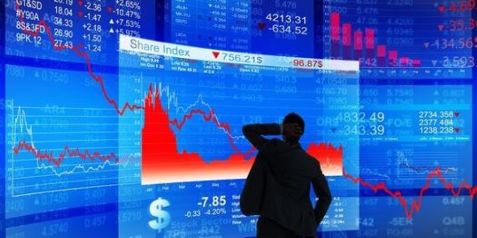 بسبب الحرب.."زلزال" في أسواق المال.. البنوك المركزية تتخلى عن سندات الخزانة الأمريكية لأدنى مستوى منذ 2012