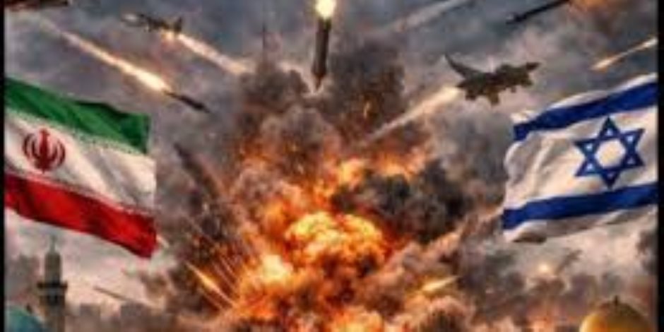  الخليج العربي  فى قلب الصراع .. هجوم بالمسيّرات على مطار الكويت يسفر عن حريق كبير .. وصواريخ "كروز" تطال ناقلة نفط قطرية    