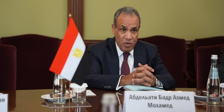 وزير الخارجية: توافق مع لافروف على تعزيز الربط الجوي وخفض التصعيد الإقليمي