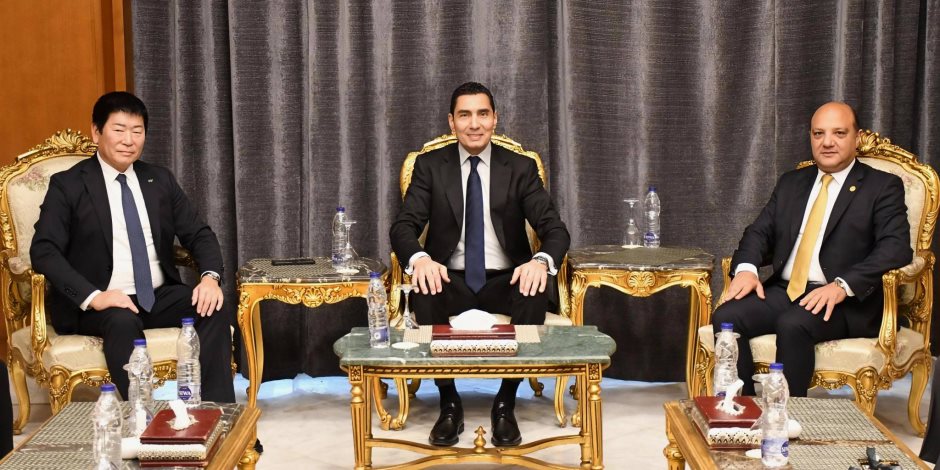 وزير الرياضة: حريصون على استضافة مصر لكبرى البطولات وفخورين بتقلد مصر أرفع المناصب الدولية