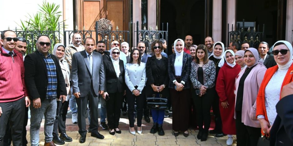 بحضور أعضاء مجلسى النواب والشيوخ.. وزيرة الثقافة ومحافظ البحيرة تتفقدان دار الأوبرا ومركز الإبداع الفني بدمنهور 