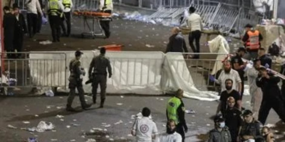 مقتل إسرائيلي في عملية طعن بمدينة أوفاكيم وشرطة الاحتلال تلاحق المنفذ