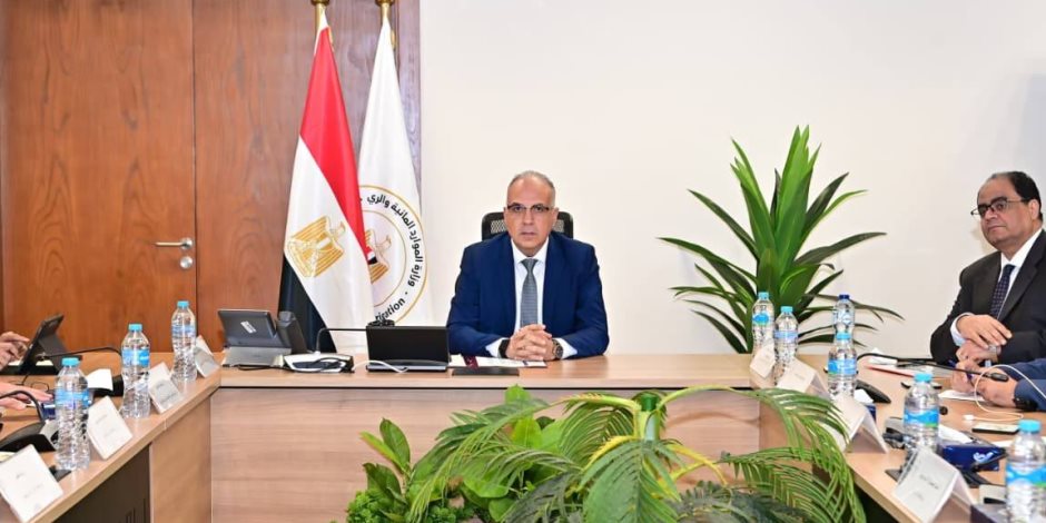 وزير الرى يعقد اجتماع اللجنة الدائمة لتنظيم إيراد نهر النيل