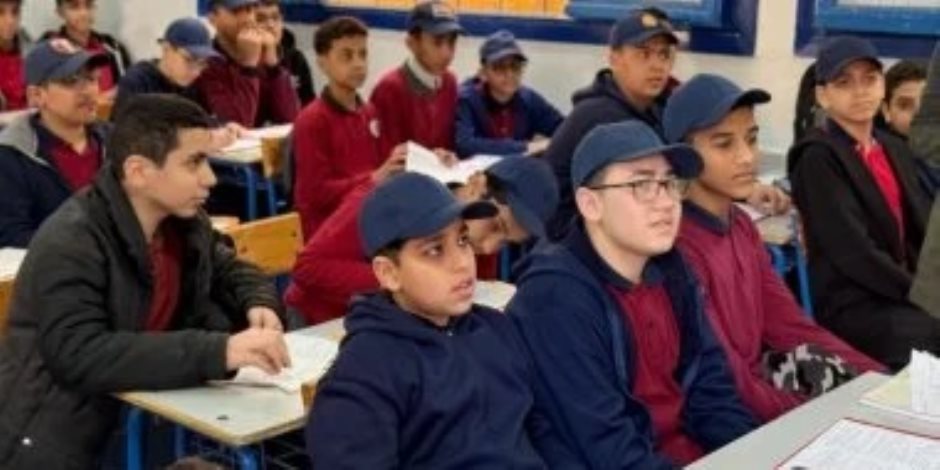 انتظام الدراسة اليوم فى المدارس ولا تطبيق للتعليم عن بعد