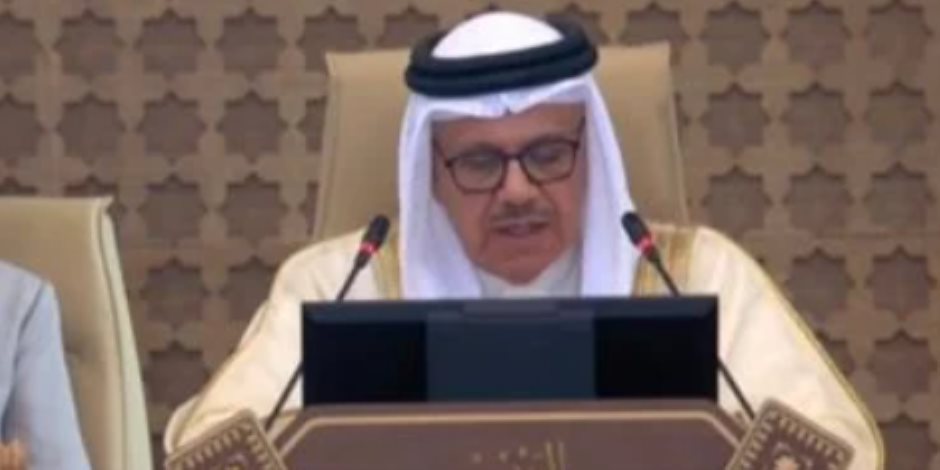 وزير الخارجية البحريني: أزمة مضيق هرمز تتطلب تحركاً دولياً عاجلاً