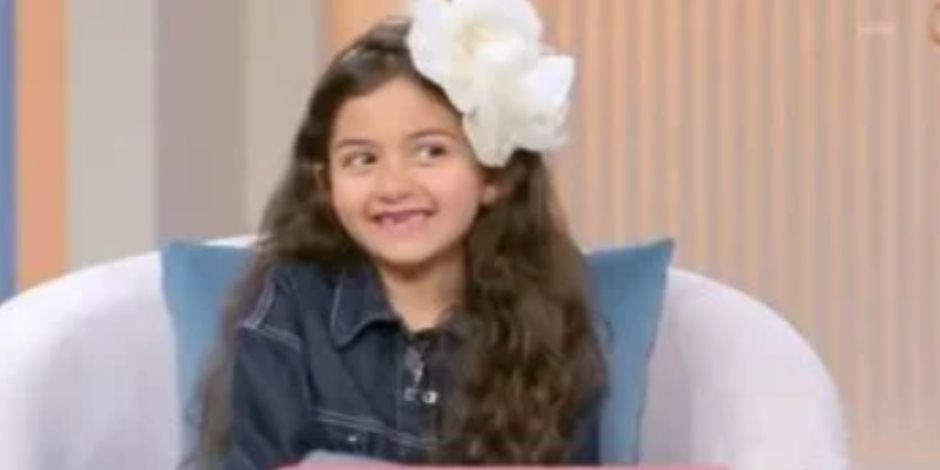 الطفلة بطلة مسلسل أب ولكن لـ ست ستات: مشهد الغرق كان الأصعب