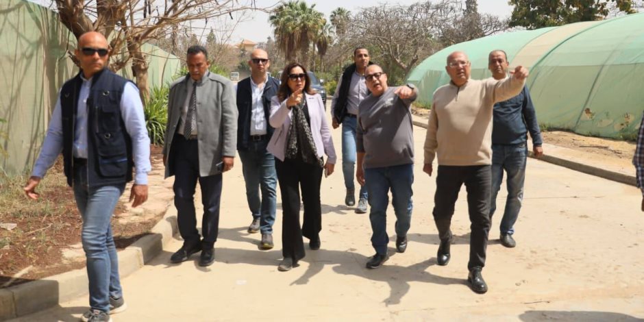 وزيرة التنمية المحلية والبيئة تتفقد المشتل المركزي للوزارة بالقاهرة الجديدة