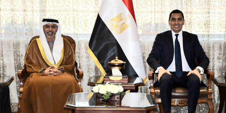 وزير الشباب والرياضة يبحث تعزيز التعاون مع سفير دولة الإمارات في المجالين الشبابي والرياضي