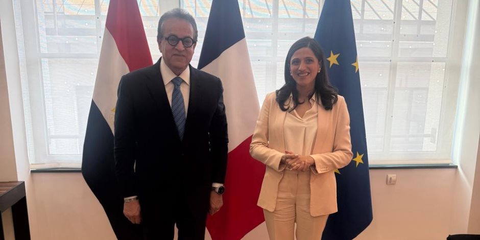  وزير الصحة يلتقي وزيرة الدولة الفرنسية لبحث تعزيز الشراكات وتبادل الخبرات في مفهوم  «الصحة الواحدة»