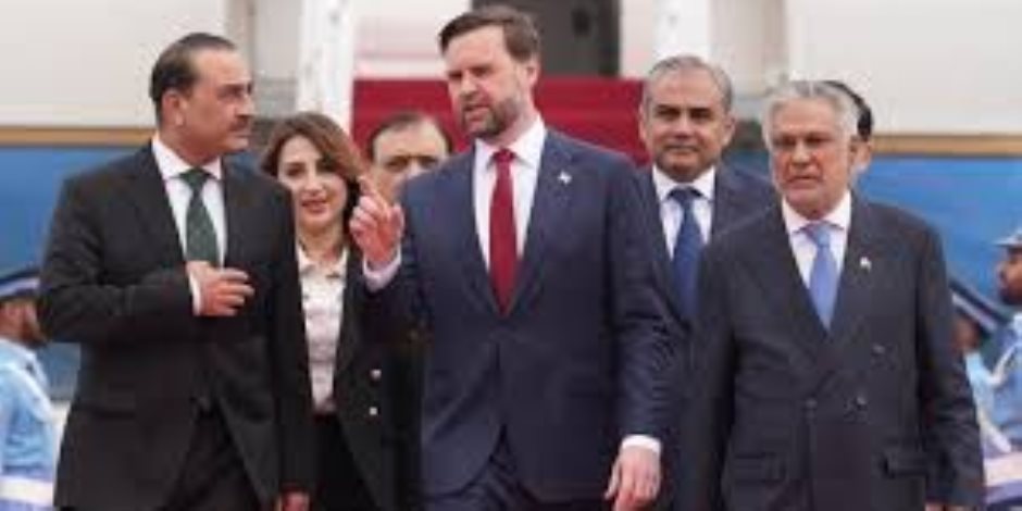 أوراق واشنطن محدودة فى مفاوضات إسلام آباد.. موقف فانس ويأس ترامب أبرز الأسباب