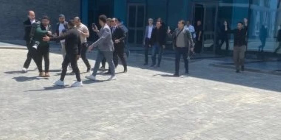 كواليس حوار رئيس لجنة الحكام مع وفد الأهلي فى مقر اتحاد الكرة لحضور جلسة الاستماع 