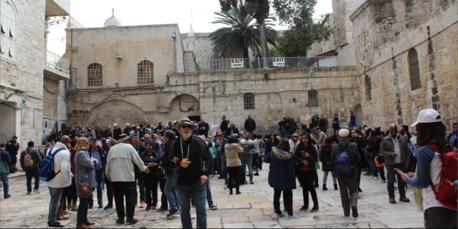 مخطط التهويد .. الاحتلال الإسرائيلى يشن حملة اعتقالات في بيت لحم ويقمع المصلين المسيحيين  في "سبت النور" بالقدس