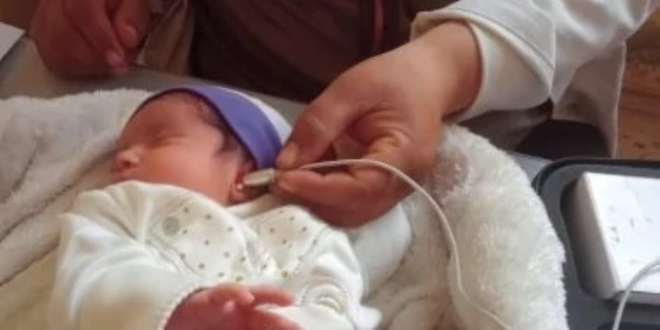 حقنة جينية جديدة تعيد السمع خلال أسابيع .. فهل انتهى عصر الصمم؟