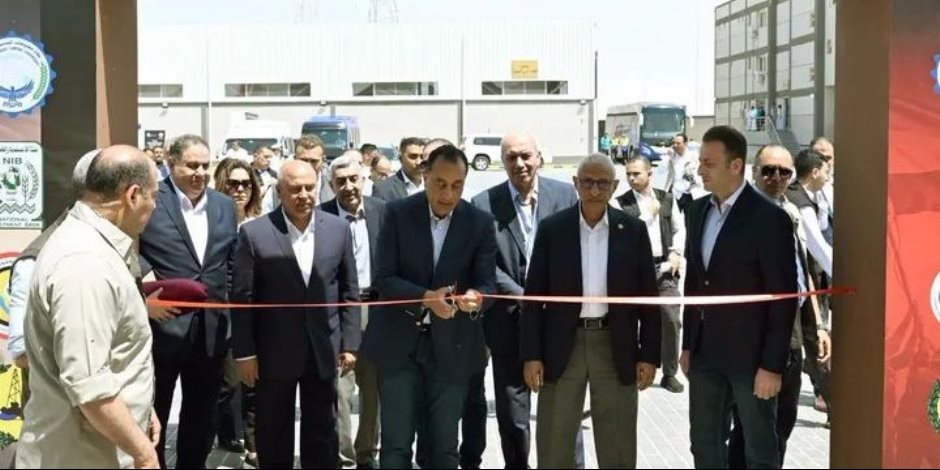 "مدبولي" يشهد افتتاح مصنع شركة سيناء الوطنية للصناعات البلاستيكية ويؤكد : تجسيدٌ جديد لاهتمام الدولة بامتداد التنمية الصناعية (صور) 