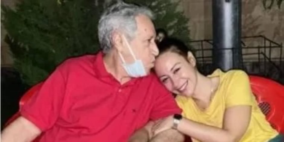 نقابة المهن التمثيلية تنعي والد الفنانة منة شلبي