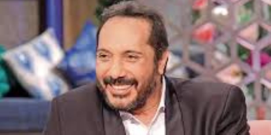 في لفتة وفاء .. الفنان علي الحجار يعيد أحياء أغنيه "مش فارقلى" آخر لحن تركه الموسيقار عمار الشريعى له واحتفظ به