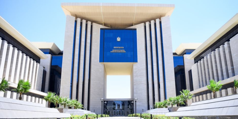 الخارجية تتابع تطورات اختطاف سفينة على متنها بحارة مصريون أمام سواحل الصومال