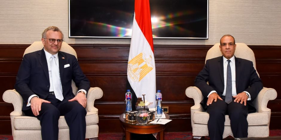 وزير الخارجية يستقبل كبير مستشاري الرئيس الأمريكي للشئون العربية والأفريقية ويبحثان مستجدات الأوضاع في الشرق الأوسط وأفريقيا