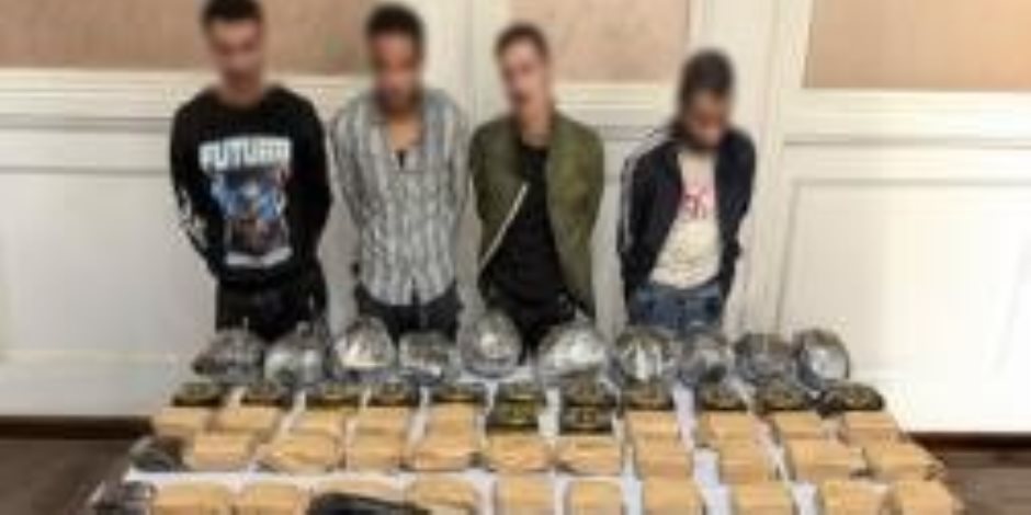 مصرع 3 عناصر شديدة الخطورة وضبط طن مخدرات و63 سلاحًا ناريًا في حملات موسعة