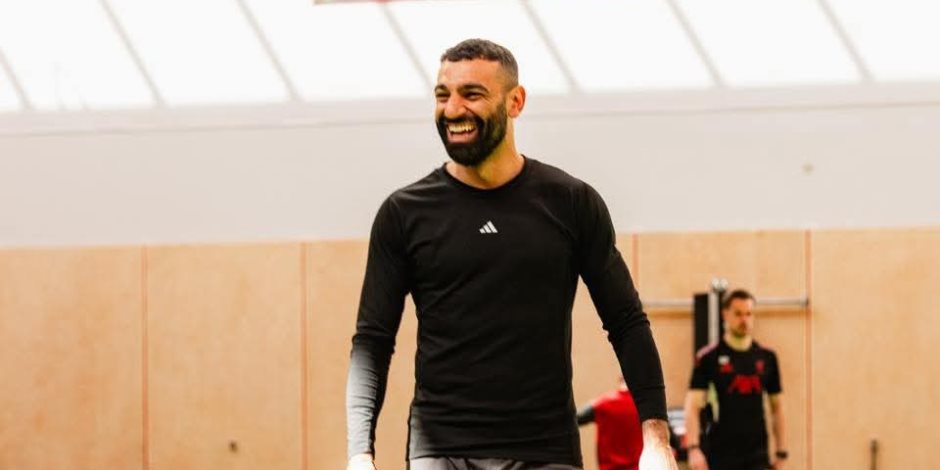 عائلة محمد صلاح تحسم مستقبل «الملك المصري» بعد إعلان رحيله  