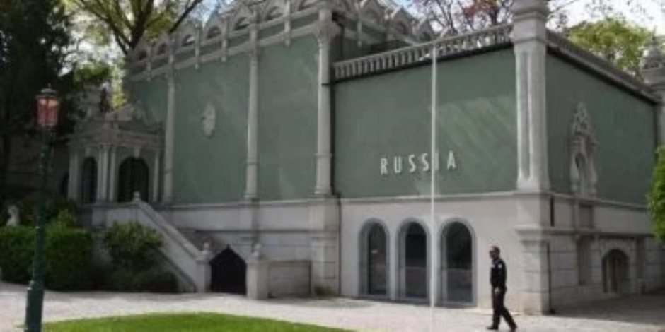 لجنة تحكيم بينالى البندقية تستبعد إسرائيل من الجوائز الكبرى.. والسبب جرائمها في غزة