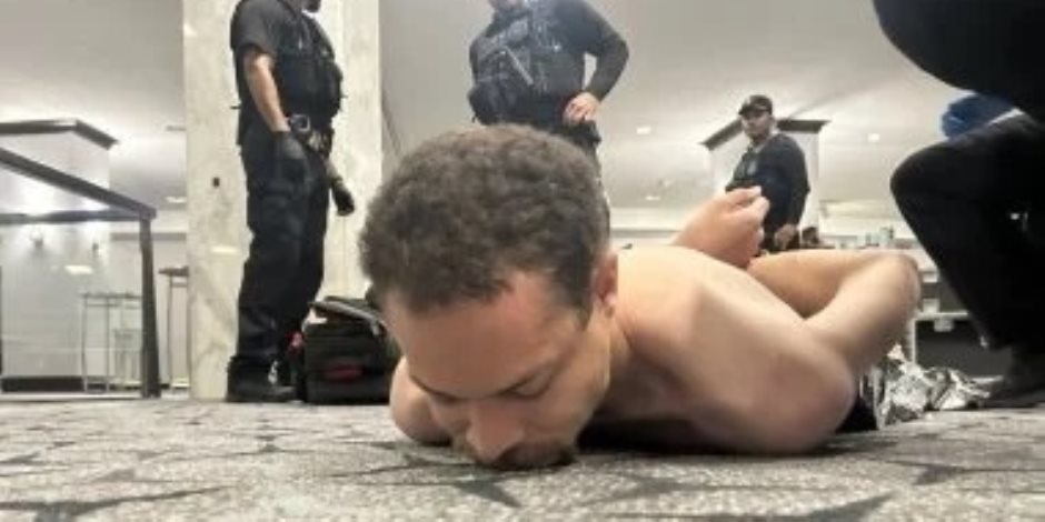 منفذ الهجوم على حفل ترامب يصف نفسه في رسائل لعائلته " بالقاتل الفيدرالي الودود" .. اعرف التفاصيل 