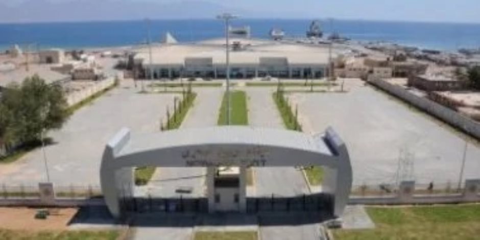 إعادة فتح ميناء نويبع البحري واستئناف الحركة الملاحية بعد تحسن الأحوال الجوية