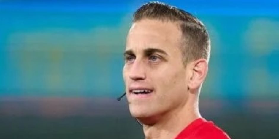 الإسبانى ألبيرولا روخاس يقترب من إدارة القمة بين الأهلى والزمالك