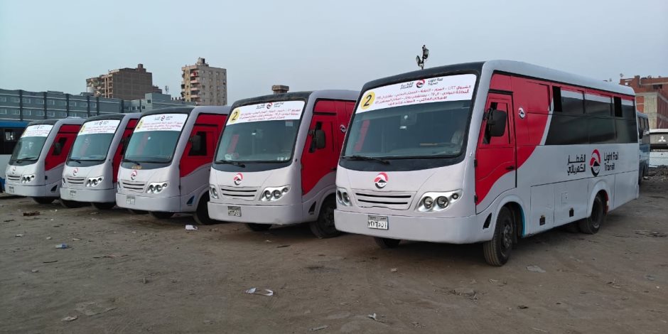 بدء منظومة النقل الجديدة بمدينة الشروق.. وتنفيذ خطة شاملة لتطوير الطرق