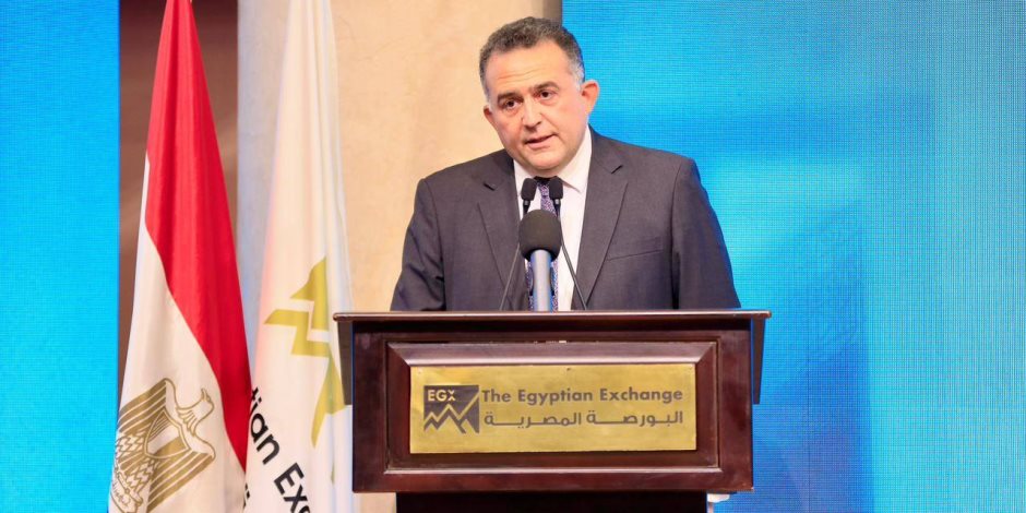 رئيس مجلس إدارة البورصة المصرية: بناء وعي مالي لدى الشباب هو الأساس لربط التعليم بالاقتصاد