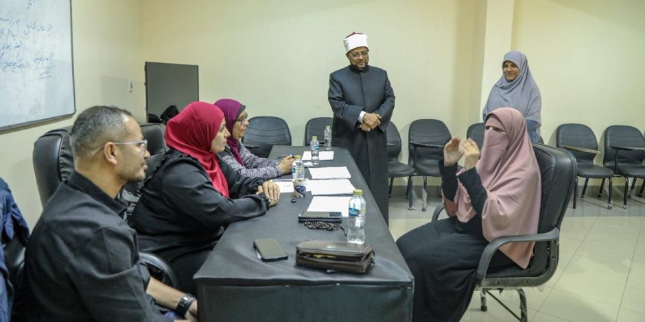 أمين «البحوث الإسلامية» يتفقد ختام اختبارات تدريب الوعّاظ على لغة الإشارة