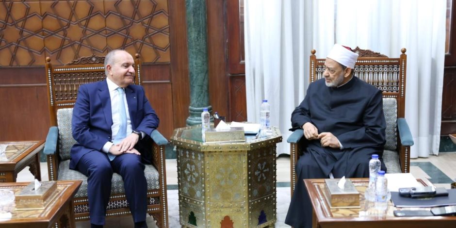شيخ الأزهر يستقبل السفير الأردني بالقاهرة