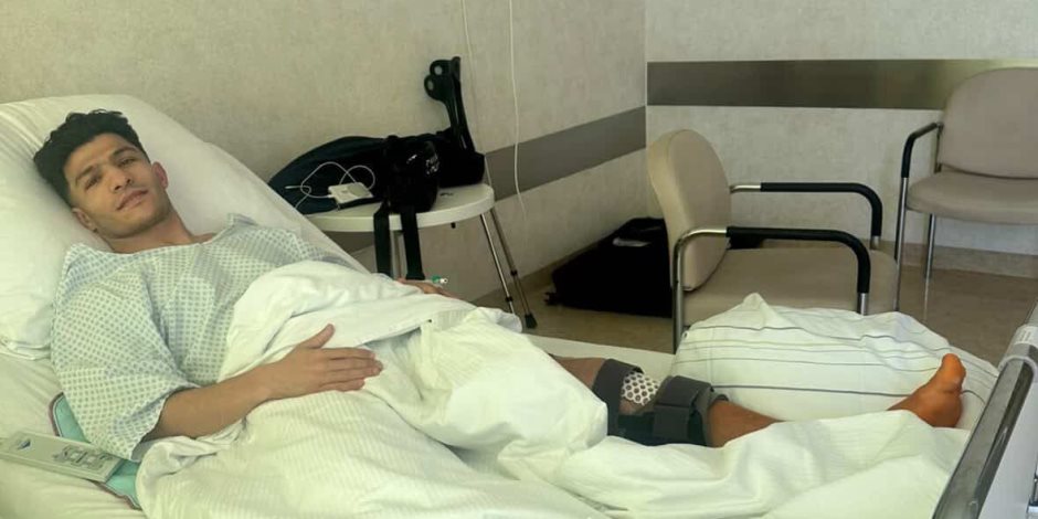 إسلام عيسى يجري جراحة الرباط الصليبي في ألمانيا واتحاد الكرة يتكفّل بالعلاج