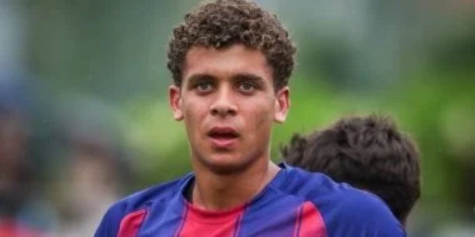 حمزة عبد الكريم يتوهج مع برشلونة بهاتريك تاريخي