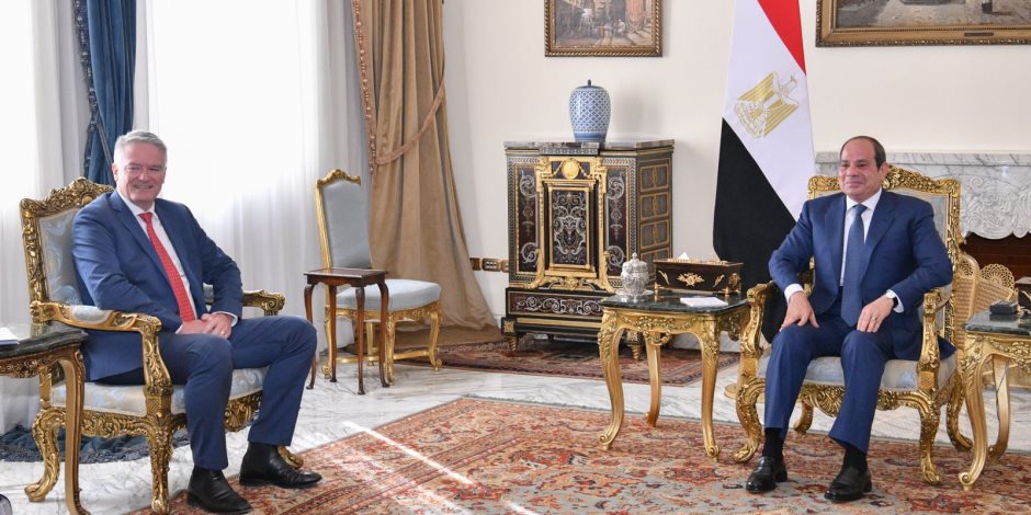 الرئيس السيسى: الدولة أولت البعد الاجتماعى اهتماما كبيرا فى الإصلاح الاقتصادى