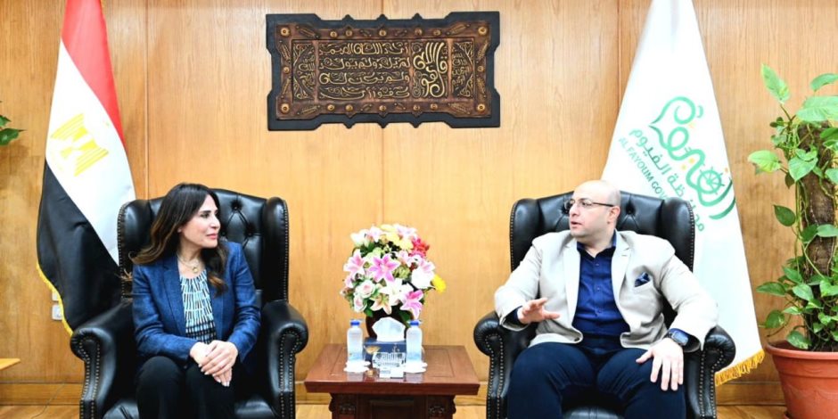 وزيرة الإسكان تصل محافظة الفيوم لتفقد عدد من مشروعات المياه والصرف الصحي