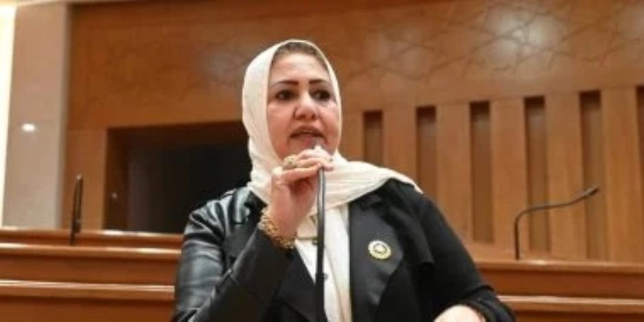 سحر صدقي: اتصال الرئيس السيسي بمحمد بن زايد رسالة حاسمة برفض العدوان