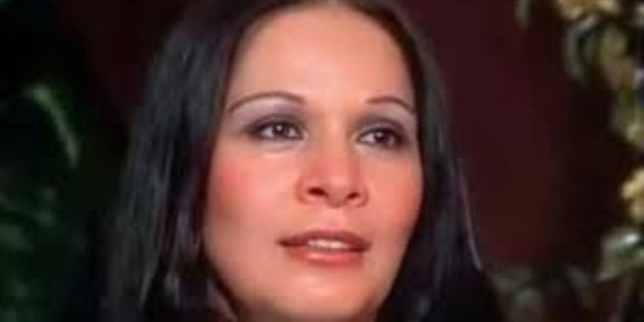أسرة الفنانة سهير زكى تتلقي واجب العزاء اليوم بمسجد الشرطة فى الشيخ زايد 