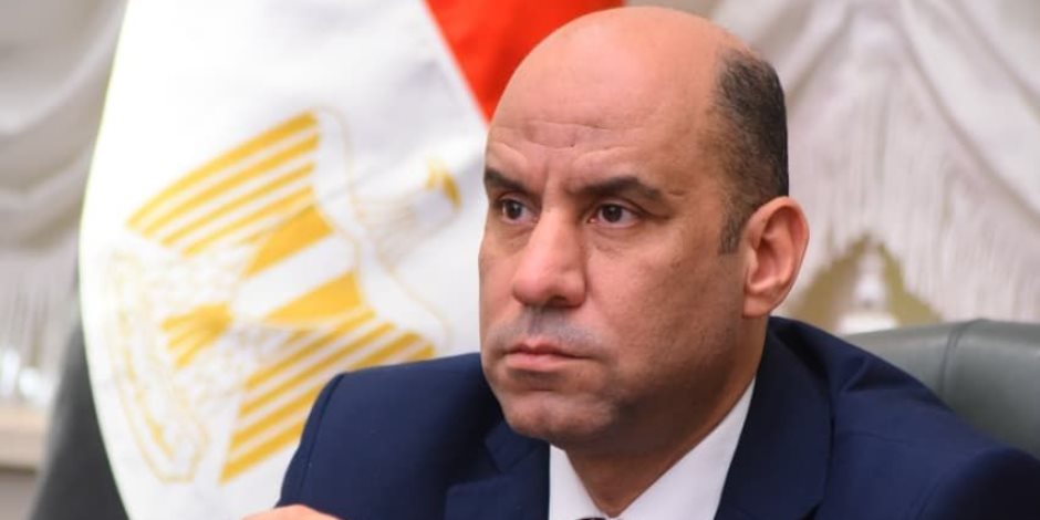 وزير العمل: تغييرات وتنقلات واسعة لضخ دماء جديدة في مفاصل "الوزارة"