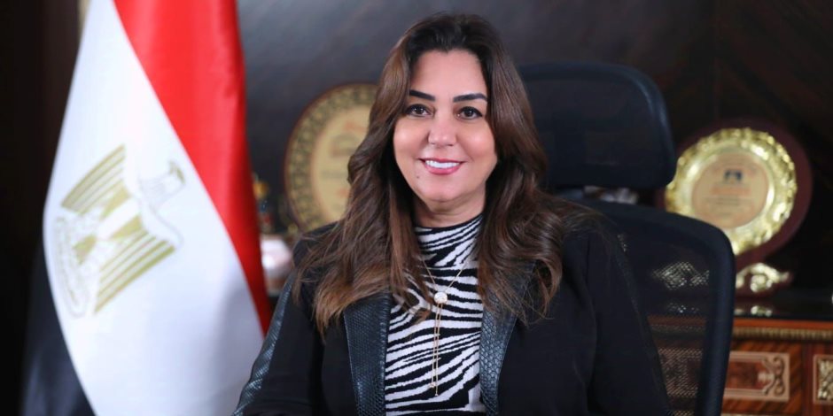  وزيرة التنمية المحلية والبيئة تتلقى تقريراً حول جهود الوحدة المركزية للسكان خلال شهر أبريل 2026
