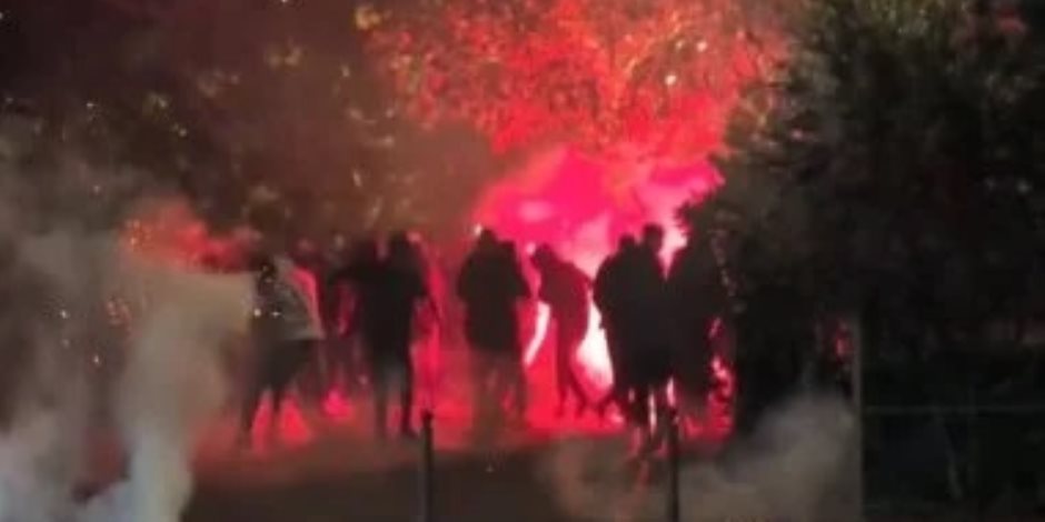 حدث بعد المباراة .. شغب وحرائق فى باريس عقب تأهل سان جيرمان لنهائى أوروبا