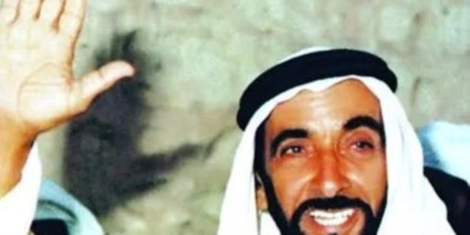 نهضة مصر نهضة للعرب كلهم .. عبارات خالدة للشيخ زايد عن أرض الكنانة