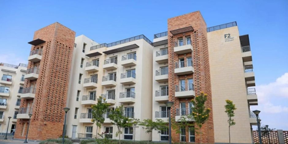 مدير جامعة سنجور يثمن جهود مصر في إنجاز الصرح الأكاديمي الجديد ببرج العرب