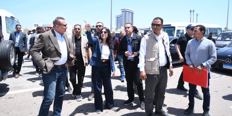 وزيرة الإسكان تتفقد مركز هيئة المجتمعات العمرانية الجديدة التكنولوجي لخدمة المواطنين والمستثمرين والبرج الشاطئي LD06 بمدينة العلمين الجديدة